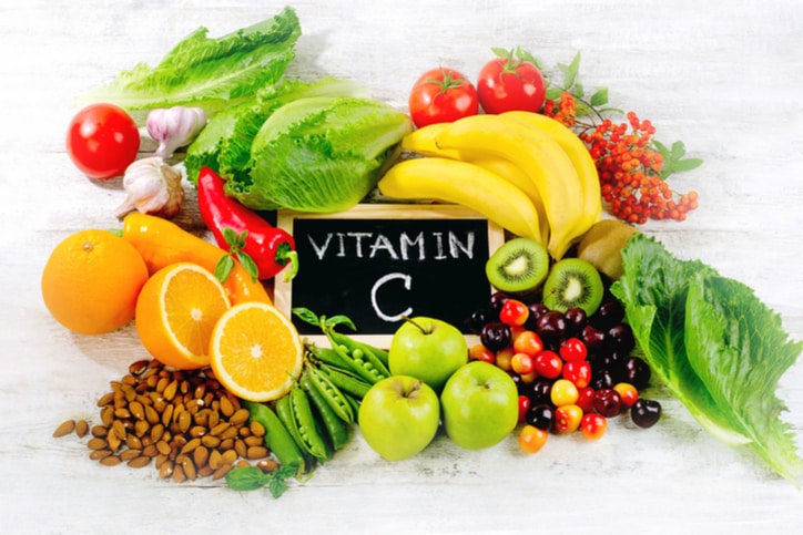 Da bị nám nên uống vitamin gì? Vitamin C cải thiện màu nám da