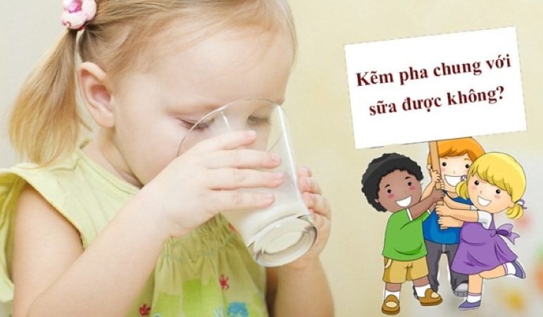 Có nên pha kẽm với sữa cho bé uống?